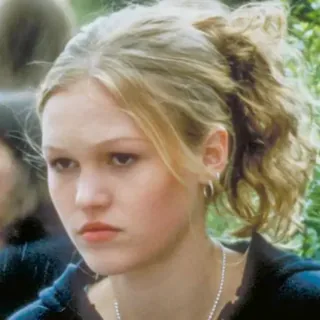 Kat Stratford — 10 Things I Hate About You (1999)